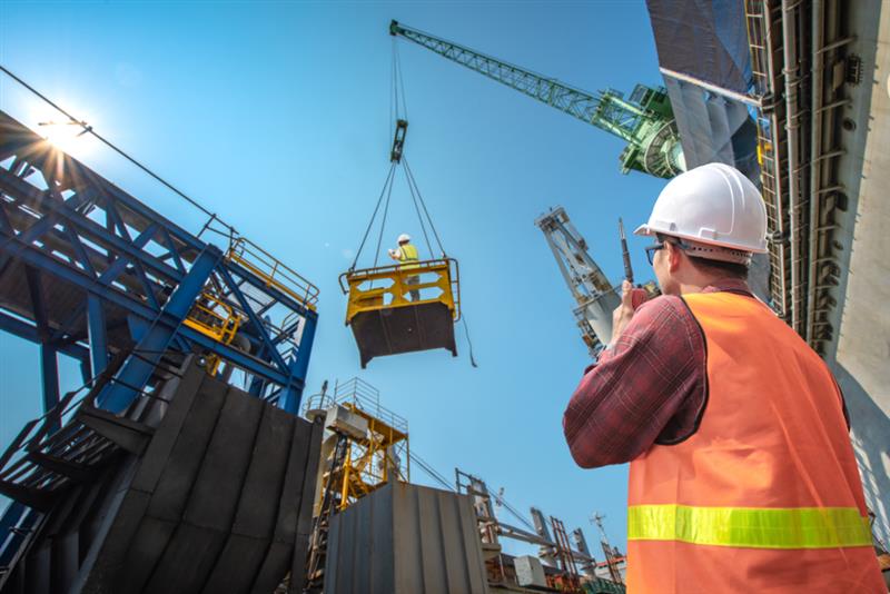 5 Safety Tips for Heavy Lifting Operations